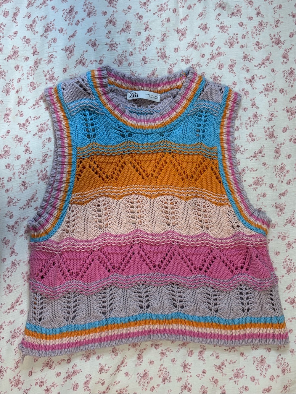 Zara Multicolor Knit V-Neck Sleeveless Sweater Vest